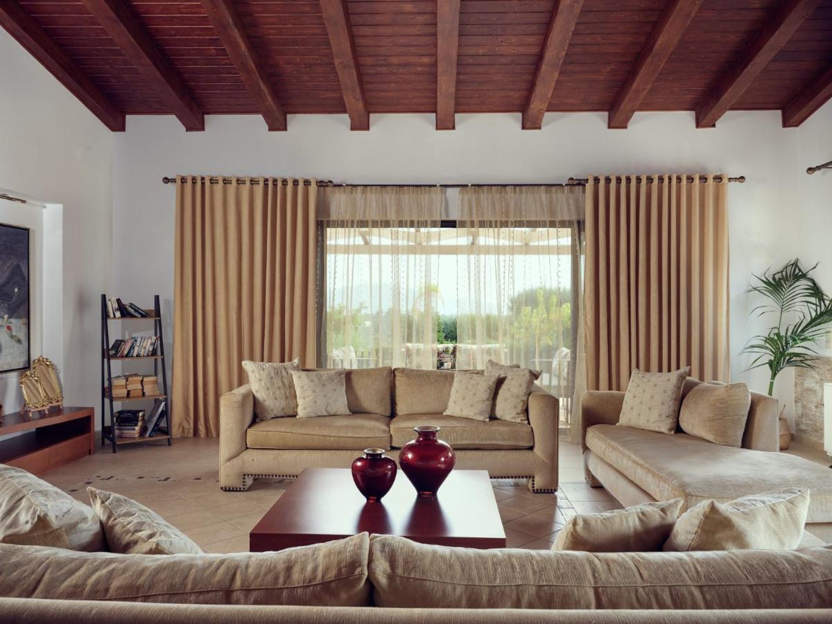 Astarte - The In Olive Grove Villa