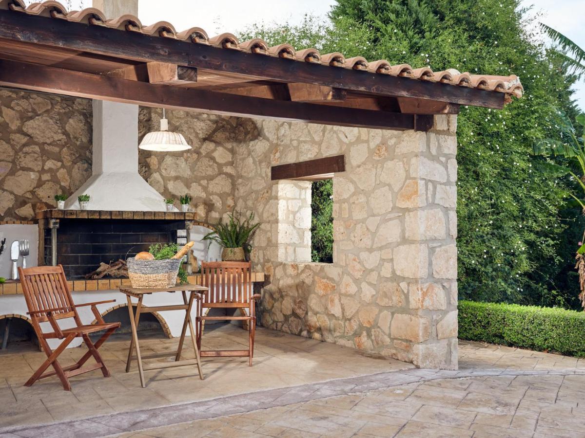 Astarte - The In Olive Grove Villa *